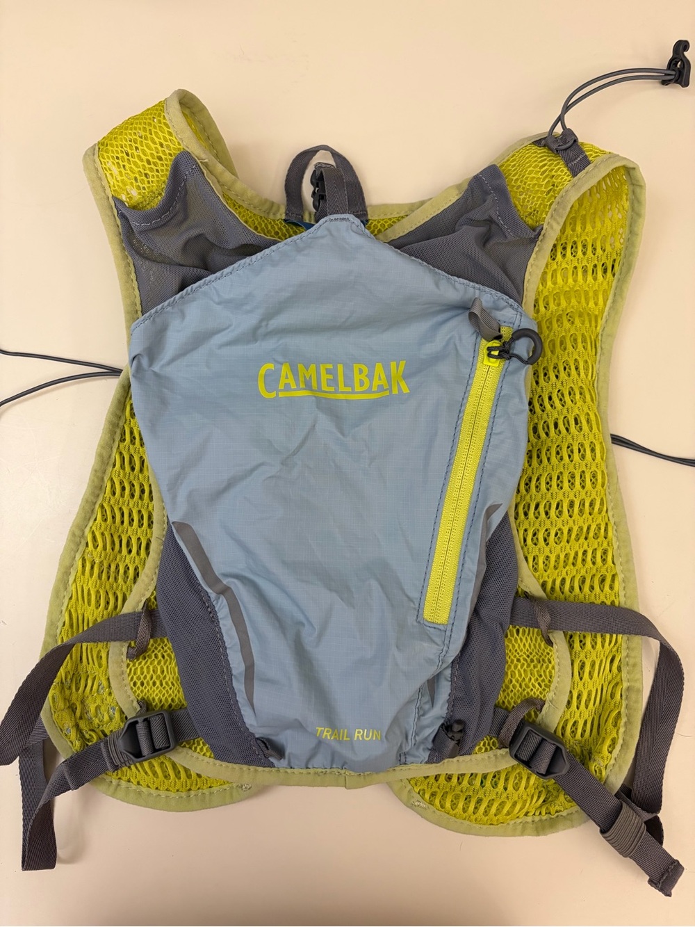 CamelBak Run/hike Hydration Vest - Light Blue & Lime
